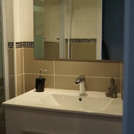 Les Roches Rouges Apartment Agde